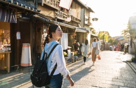 Tips Liburan Ala Backpacker di Jepang, Cara Seru Menjelajahi Negeri Sakura Tanpa Bikin Kantong Jebol
